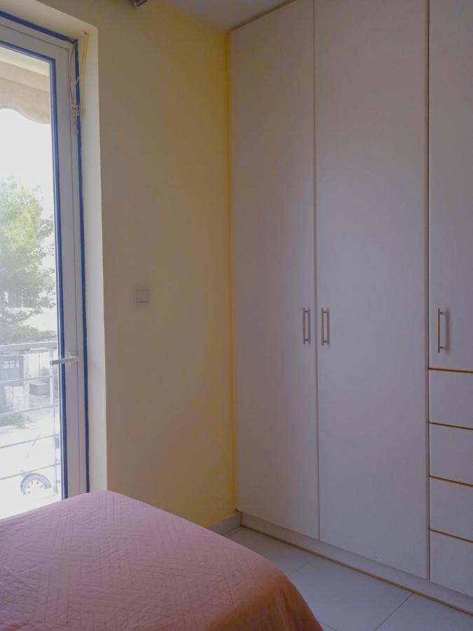 Demy'S Apartment Лаврион Экстерьер фото