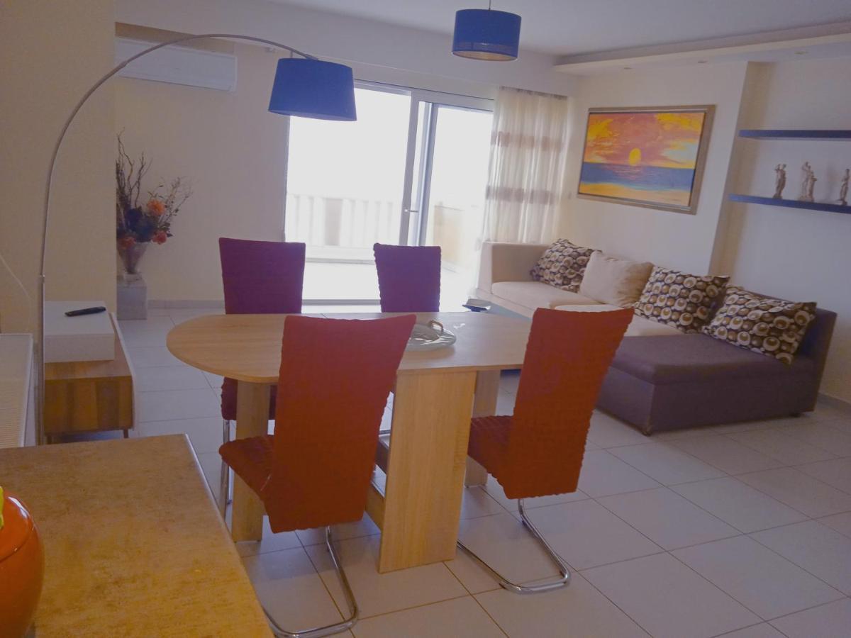 Demy'S Apartment Лаврион Экстерьер фото