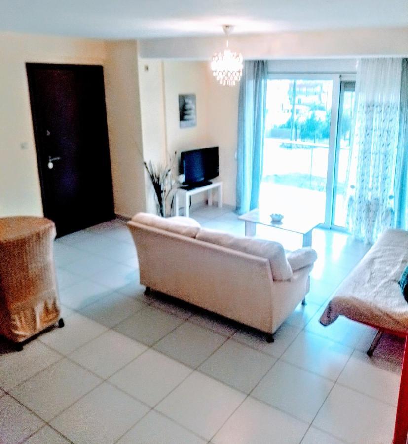 Demy'S Apartment Лаврион Экстерьер фото